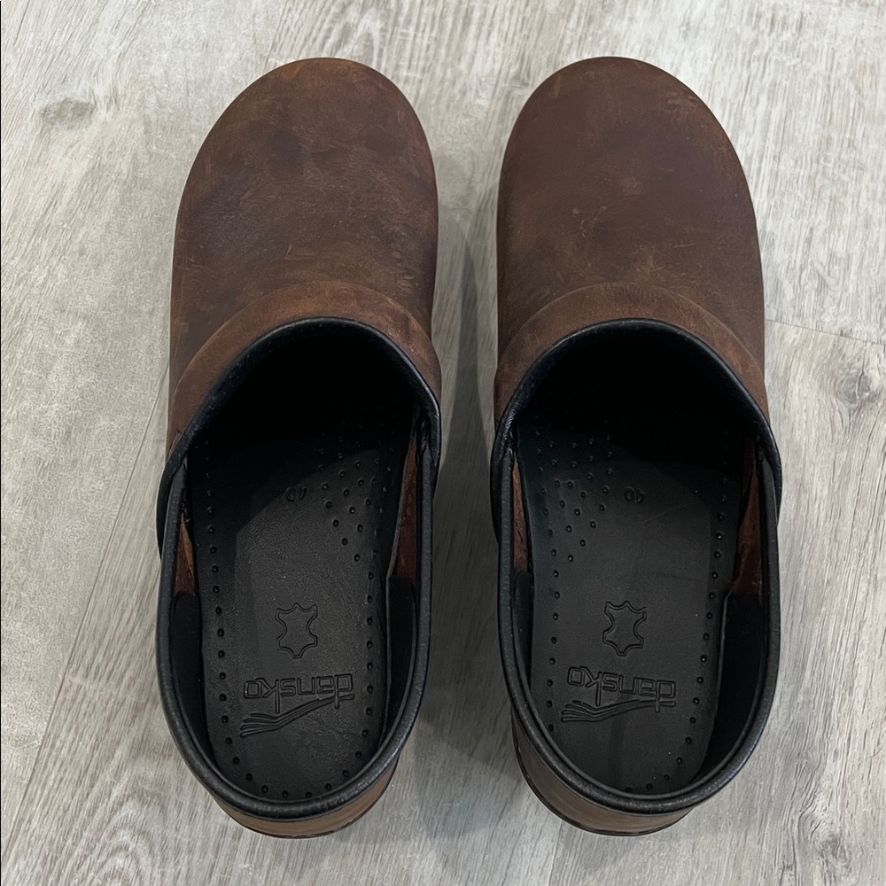 Dansko Brown Leather Clogs 40 - Picture 6 of 13